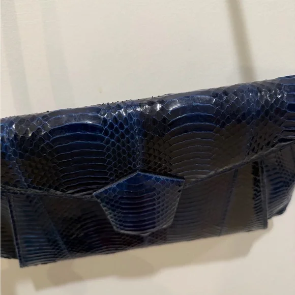 Fab Vtg J. Renee Electric Blue Snakeskin Shoulder Clutch Bag - Picture 10 of 15